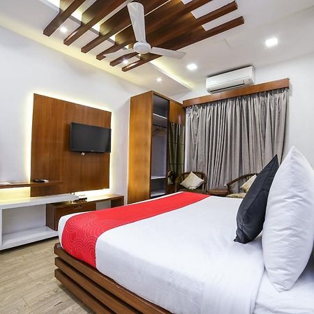 Collection O Motif South City 1 Near Appu Ghar Gurgaon Exterior photo