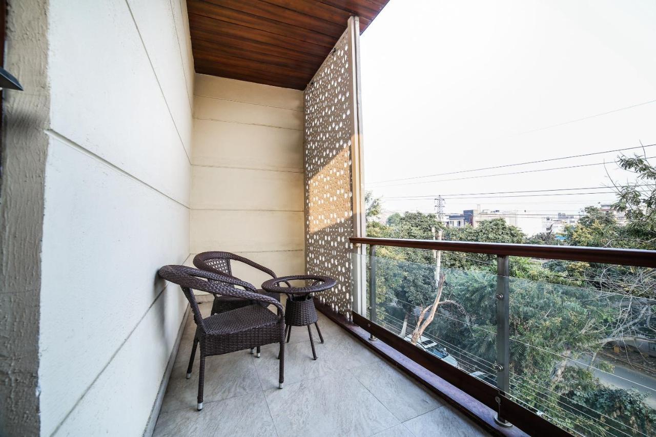 Collection O Motif South City 1 Near Appu Ghar Gurgaon Exterior photo