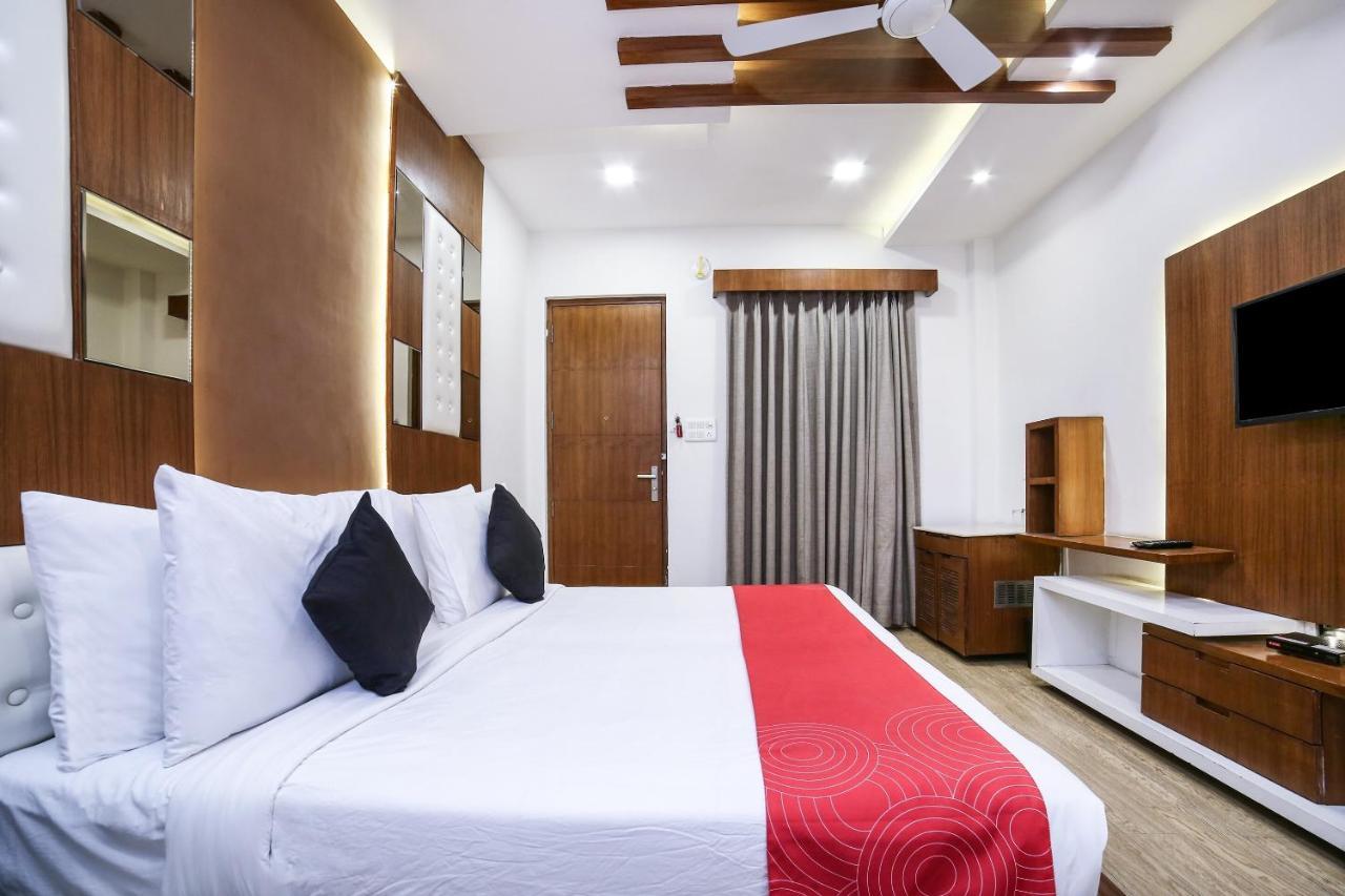 Collection O Motif South City 1 Near Appu Ghar Gurgaon Exterior photo